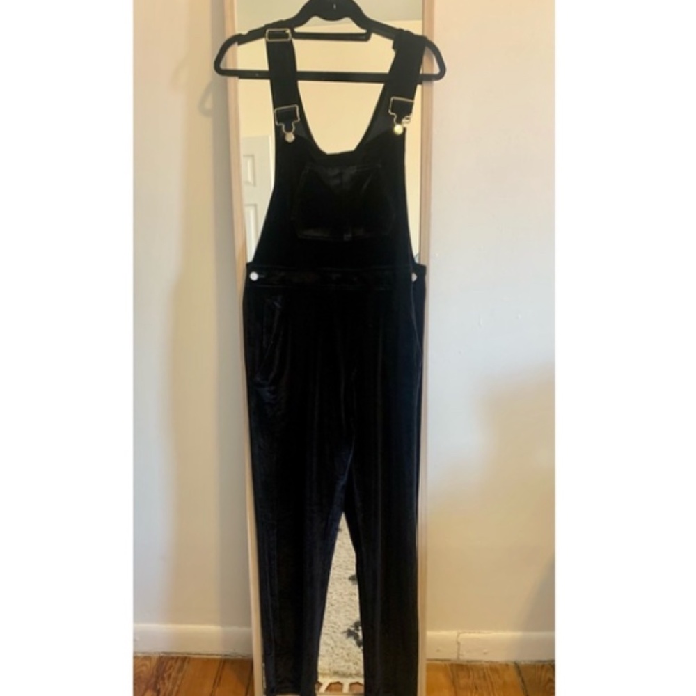 WeWoreWhat Second Skin Black Velvet Overalls Size XS